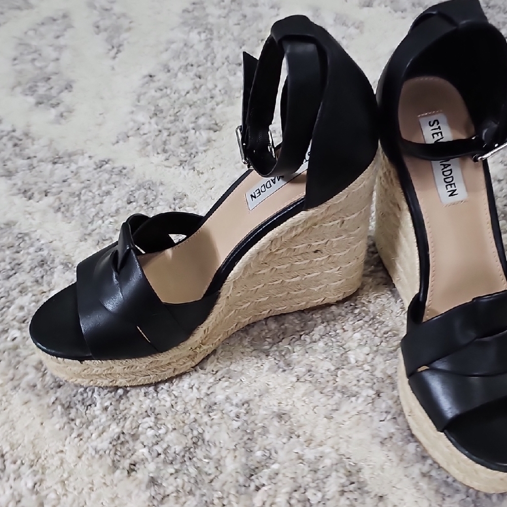 Steve Madden "Sivian" Espadrille Wedges with Ankle Strap, Size 7.5, Black - Picture 4 of 9